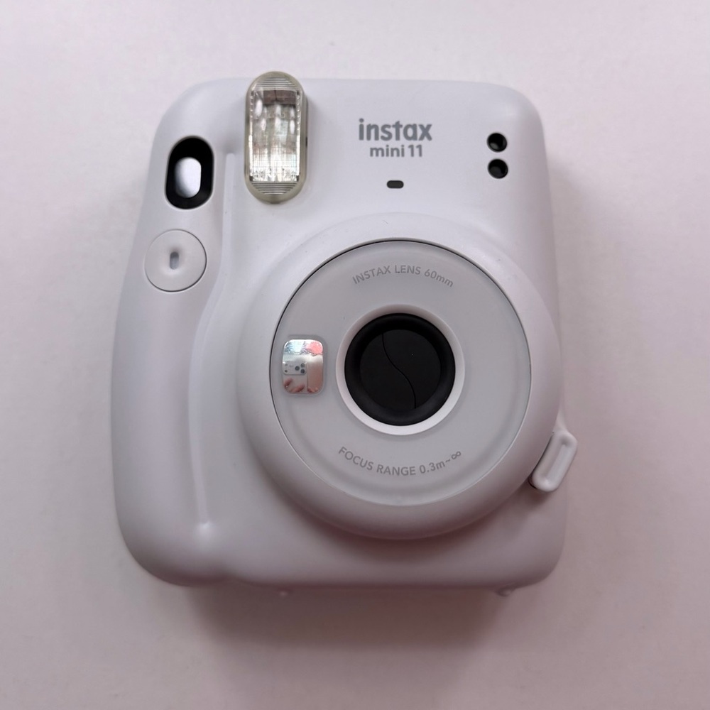 Instax Mini 11 Instant Camera - Soft White
